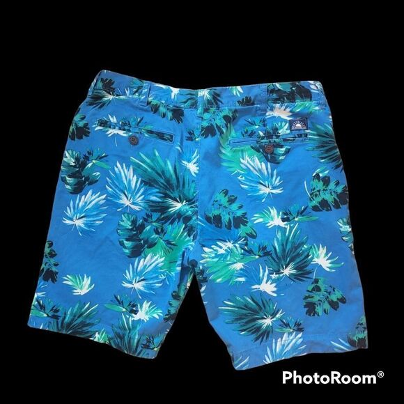 Superdry Men's "My Wave" Hawaiian Print Shorts. Size 36. - Picture 4 of 11